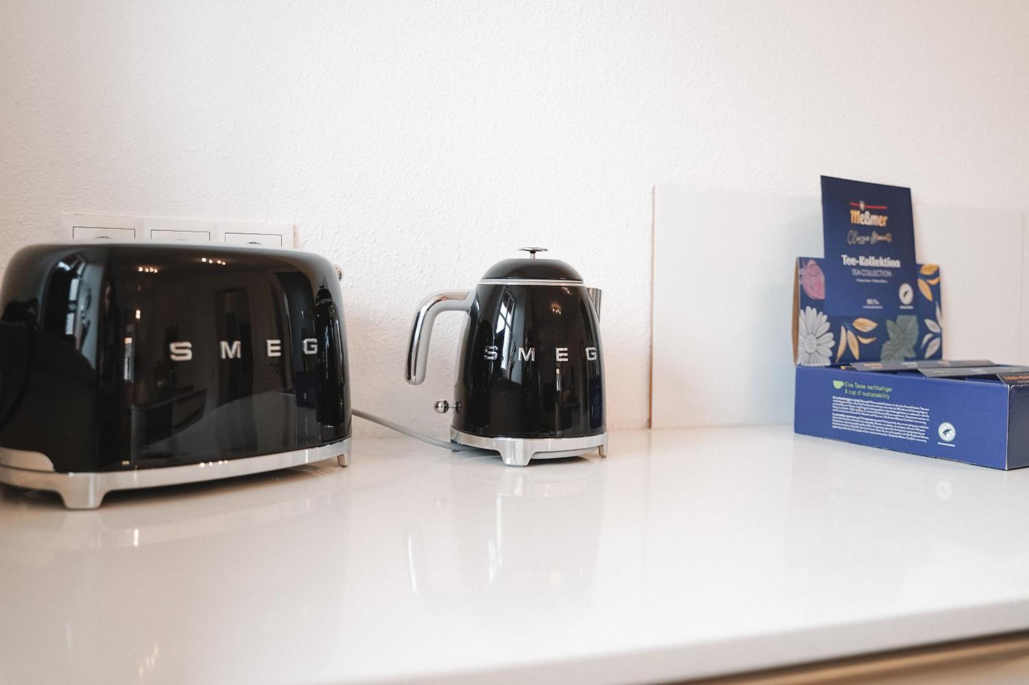 Black Horse Family Apartment - Barrierearm - Pfotenglueck - Familienzeit By Loewenherz Homes Stephanskirchen Esterno foto