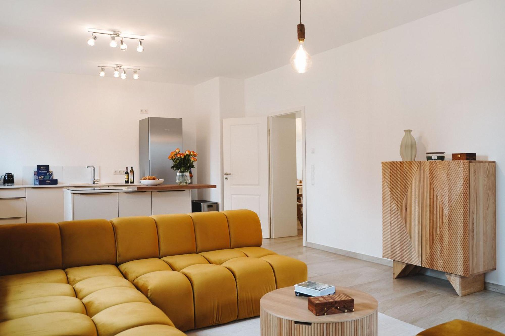 Black Horse Family Apartment - Barrierearm - Pfotenglueck - Familienzeit By Loewenherz Homes Stephanskirchen Esterno foto