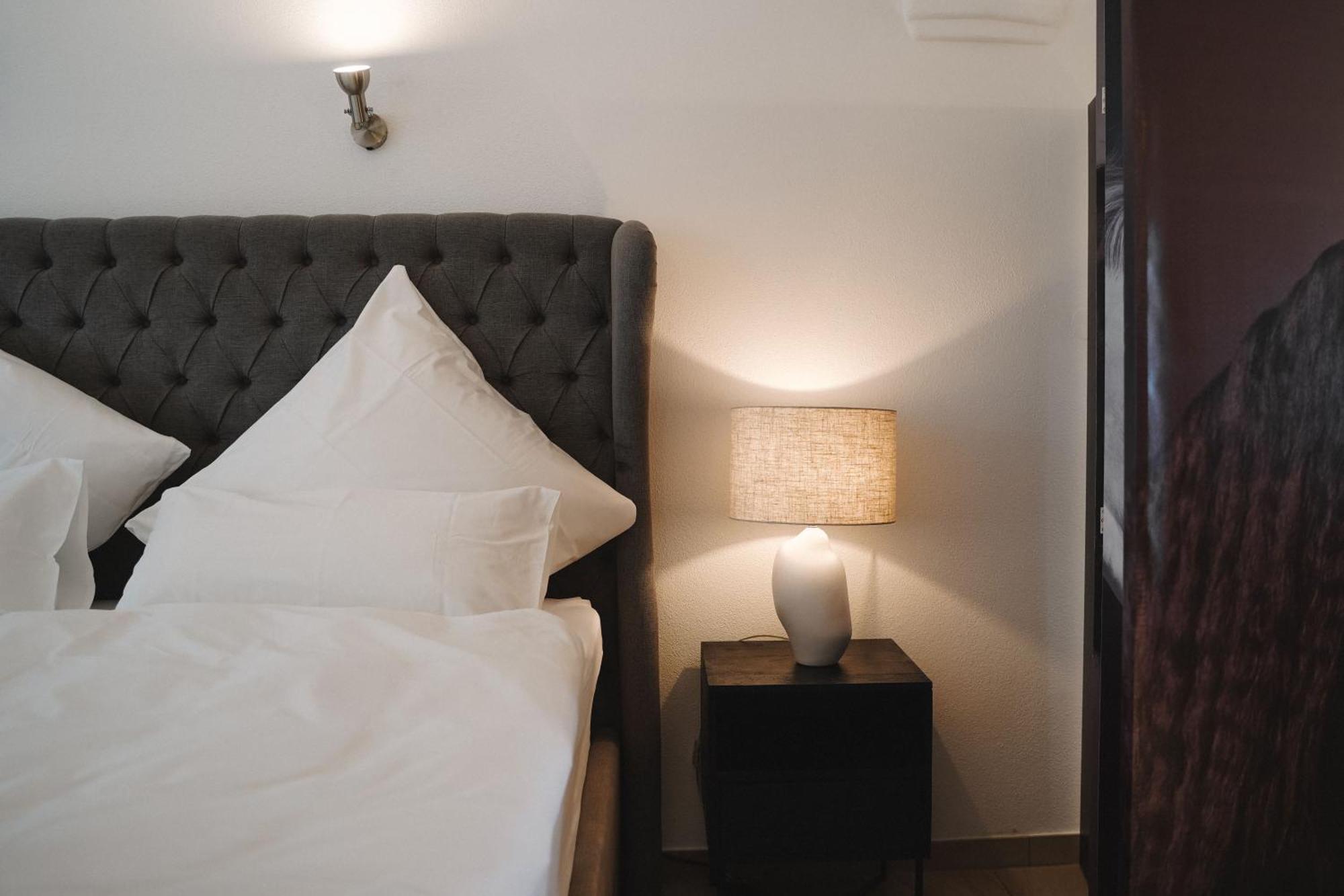 Black Horse Family Apartment - Barrierearm - Pfotenglueck - Familienzeit By Loewenherz Homes Stephanskirchen Esterno foto